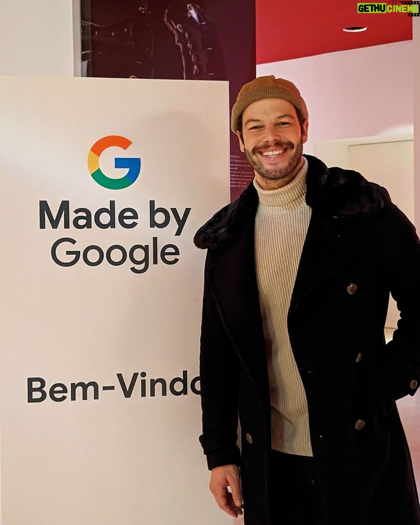 António Camelier Instagram - Final de tarde bastante agradável no @museudooriente durante a apresentação do novo Pixel 8 Pro da Google. #giftfromgoogle #pixel8pro Museu do Oriente