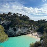 António Camelier Instagram - Azul turquesa 🏝️ #calamacarella #calamacarelleta #menorca #islasbaleares Cala Macarella Cala Macarelleta Cova d’en Xeroi