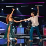 António Camelier Instagram - Ontem foi uma noite de muitas emoções na gala do @dancacomigo.rtp . O culminar de uma semana de muito “sangue, suor e lágrimas”. 24 horas passaram e o ritmo frenético, o stress, as dores e o medo de falhar, deram lugar à serenidade, ao abrandar do coração e a um generoso sorriso no rosto. Valeu cada segundo! Obrigado @rtppt e @endemolpt por esta aventura! @ana.cardosooo tu foste incrível ❤️Admiro muito a tua entrega e generosidade. Demonstraste mais uma vez todo o teu talento e profissionalismo. Big respect 👌❤️ @nouaw nunca percas esse sorriso e essa boa disposição. Obrigado pelo olhar atento, sensibilidade e incentivo à minha performance! You Rock Girl 🙏🙌 Quero também parabenizar os meus queridos colegas, @_marina__albuquerque_ @matayoficial e @mafaldacreative pelas fantásticas prestaçoes e deixar uma palavra de apreço aos bailarinos @tuxafierce , @edbranco , @miguelangelo1650 (e a todos os que ajudaram nos bastidores) pelo trabalho hercúleo que tiveram ao longo destes dias. Vocês são os verdadeiros artistas deste programa. Por último, mas não menos importante, props do tamanho do mundo à @physiformis pela preciosa ajuda! 💪 ❤️🕺 📸 @duque.maia