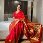Antara Biswas Instagram - About Last Night … #UPAA AWARDS 2023… Styled by: @heenaladjoshi Saree: @nallisilksarees Mua & hairstyling: @glaze_bymuskan @fuse_by_zeeshan Managed by: @riyashhh269 Lucknow, Uttar Pradesh