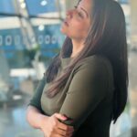 Antara Biswas Instagram - When you can pose.. Anytime, Anywhere !! 🤷‍♀️ #letsposeforthecamera 📸: @riyashhh269 Airport