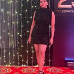 Antara Biswas Instagram - About Last Night … At The 23rd #ITA AWARDS …. #aboutlastnight #whatanight #redcarpet #awards #night #actorslife #happy Mua: @sachinmakeupartist1 Hairstyling: @shab_qureshi786 📸 : @deepakpathak663 Managed by: @riyashhh269 Outfit & Footwear: @zara Earrings: @hm Film City