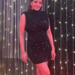 Antara Biswas Instagram - About Last Night … At The 23rd #ITA AWARDS …. #aboutlastnight #whatanight #redcarpet #awards #night #actorslife #happy Mua: @sachinmakeupartist1 Hairstyling: @shab_qureshi786 📸 : @deepakpathak663 Managed by: @riyashhh269 Outfit & Footwear: @zara Earrings: @hm Film City