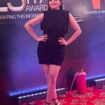Antara Biswas Instagram - About Last Night … At The 23rd #ITA AWARDS …. #aboutlastnight #whatanight #redcarpet #awards #night #actorslife #happy Mua: @sachinmakeupartist1 Hairstyling: @shab_qureshi786 📸 : @deepakpathak663 Managed by: @riyashhh269 Outfit & Footwear: @zara Earrings: @hm Film City