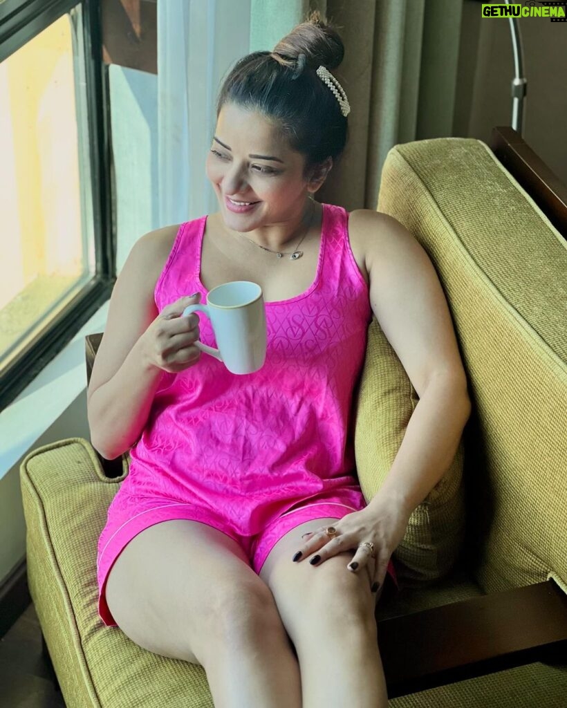 Antara Biswas Instagram - I Like My Tea Black… And My Mornings Bright ☀️…. #goodmorning #world #sunday #mornings #positivevibes 📷: @deepakpathak663 Outfit: @victoriassecretindia