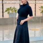 Antara Biswas Instagram - Too Cold To Be A Hot Mess 😎 #winter #ootd #airportdiaries #event Photo: @riyashhh269