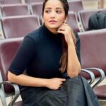 Antara Biswas Instagram - Too Cold To Be A Hot Mess 😎 #winter #ootd #airportdiaries #event Photo: @riyashhh269