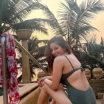Antara Biswas Instagram - Chasing the Sun, One pool at a time.. 🏊‍♀️ #swimingpool #goodvibes #peaceful #instagram