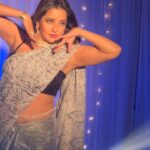 Antara Biswas Instagram - “ Saat Samundar Paar “… Loved Performing In this Song 🎵…. #bts #laalbanarasi #song #shoot #dance #performance