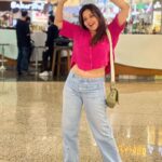 Antara Biswas Instagram – Mandatory Airport Posts ✈️

#travel #work #happy #airportdiaries #selflove #poser

Photo: @deepakpathak663