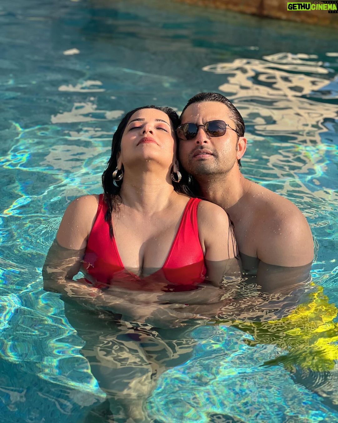 Antara Biswas Instagram - My Valentine 💌❤️💋 Forever And Ever … #happyvalentinesday @vikrant8235