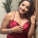 Antara Biswas Instagram - Captivating Hearts 💕 With My Glamorous Charm ❤️❤️❤️… Last Night At The #filamchibhojpurimusicawards … #aboutlastnight #glamnglitz Outfit: By Me Jewelleries: @houseofjskjewels Mua: @sachinmakeupartist1 Hairstyling: @shab_qureshi786 Assisted by: @deepakpathak663 Managed by: @riyashhh269 Patna, India