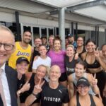 Anthony Albanese Instagram - Shoutout for the warm welcome from these Queenslanders from Fitstop in Murrumba Downs today 🏃‍♀️🏃‍♂️ Murrumba Downs, Queensland, Australia