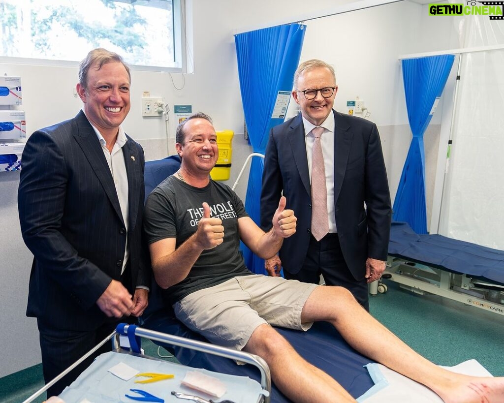 Anthony Albanese Instagram - Luke was rescuing a cow from floodwaters in Brisbane yesterday when he got these cuts on his foot. Today he’s getting free medical care at his local Medicare Urgent Care Clinic, to make sure the cuts don’t get infected. We’ve opened 58 free Medicare Urgent Care Clinics just like this one across Australia. So whether you’ve got a cut, burn or sprain, you can get the care you need. Murrumba Downs, Queensland, Australia