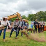 Anthony Albanese Instagram - All Australians, regardless of where they live, should have the opportunity to enjoy music and the performing arts. Today we kicked off construction of the new Orange Regional Conservatorium and Planetarium. I’m so proud our government is helping to deliver this world-class cultural hub for the region.   It’s is what my government is all about - working with state and local governments to get good things done for communities like Orange. —— With Andrew Gee and @sendeborahoneill Orange, New South Wales