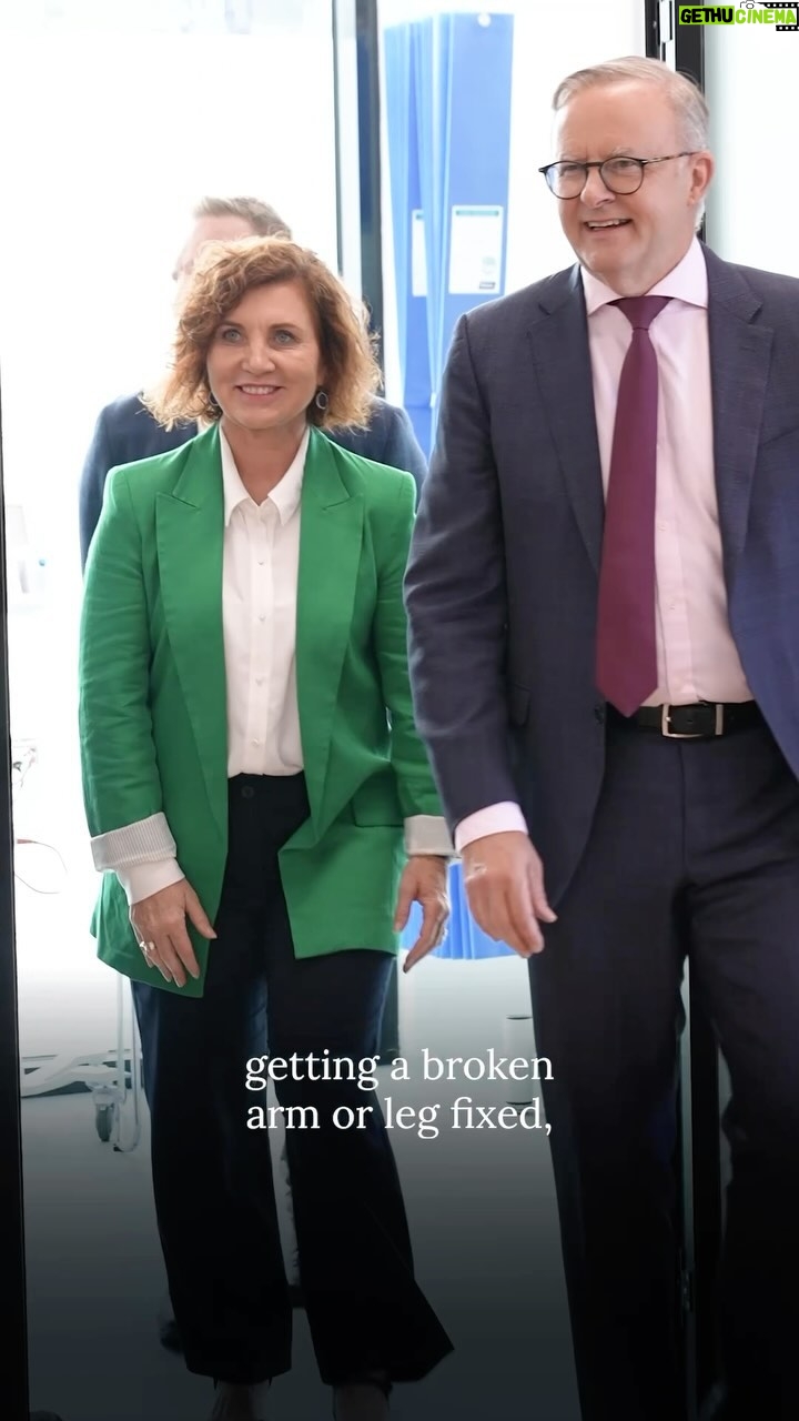 Anthony Albanese Instagram - Medicare Urgent Care Clinics are helping people across Australia. I spoke to the medical staff at the new Frankston clinic this week along with Jodie Belyea, Labor’s candidate in the Dunkley by-election. They’ve seen over 11,000 patients already. Taking pressure off hospitals. Saving families time and money. Labor created Medicare. And with strong advocates like @jodie4dunkley in Parliament, we can make it even stronger.