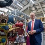 Anthony Albanese Instagram - As we celebrate the year of the dragon, I’ve come to visit one of the oldest processional dragons in Australia. Loong dates back 127 years, and shows the important role Chinese-Australians have played in our national story. Diversity has always been our strength. To all those celebrating, Happy Lunar New Year. 🐉 Ballarat, Victoria