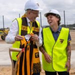 Anthony Albanese Instagram - We’re teaming up to build a winning sports centre. Because just like the Hawks club song says, teamwork is the thing that talks. And here in Melbourne, teamwork will deliver an MCG-sized oval. Elite training facilities. Change rooms for men and women. A new community oval and more. We’re working with @hawthornfc, @afl, the Victorian Government, and the local Kingston City Council to build these facilities. — With: @markdreyfusmp, @steve_dimopoulos, @timrichardsonmp, and @mengheangtakmp Dingley Village, Melbourne