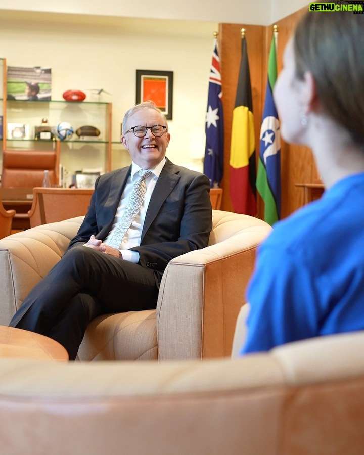 Anthony Albanese Instagram - “Life changing”. That’s how Giselle and her mum described having access to our Insulin Pump Program. In between school and her passion for gymnastics, Giselle is an advocate for young people living with Type 1 Diabetes. She’s traveled from my electorate of Grayndler to Parliament House this week to speak with MPs. And there was no better way to welcome her than with a tour of the Prime Minister’s courtyard. Parliament House, Canberra