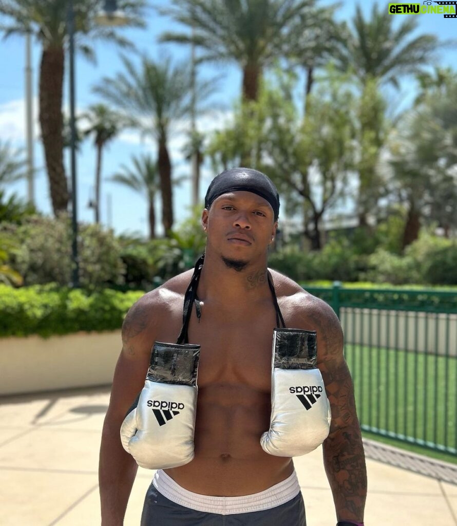 Anthony Yarde Instagram - Vegas heat is different 🥊 ☀️ Las Vegas, Nevada