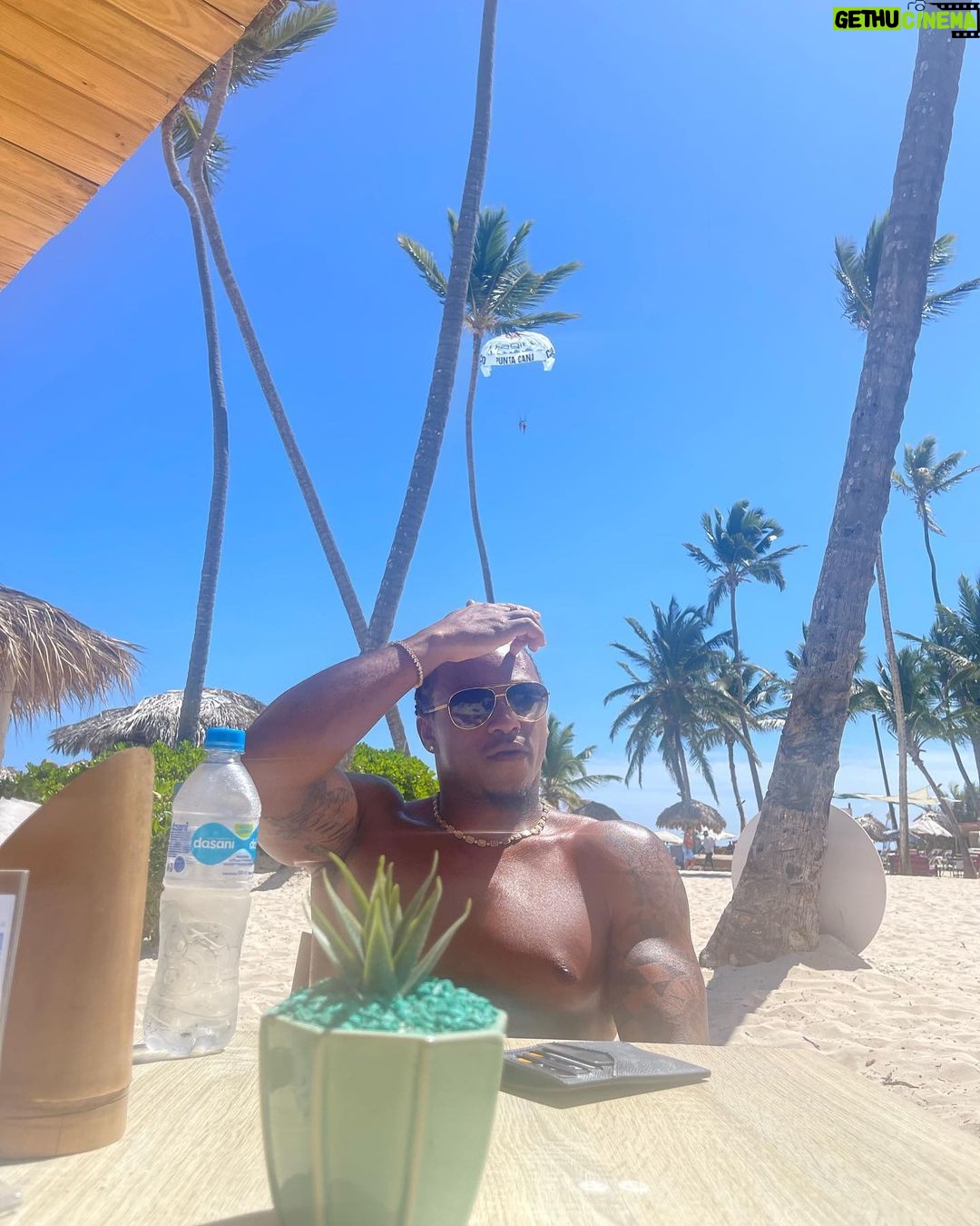 Anthony Yarde Instagram - Dom Rep ☀️ Villa Blanca Beach Club