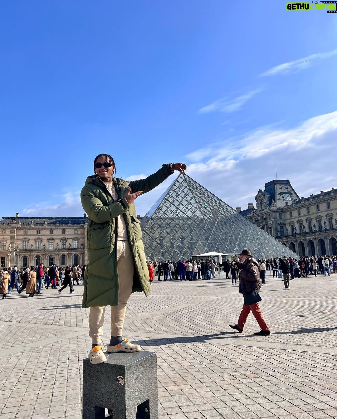 Anthony Yarde Instagram - Tourist 🇫🇷 Louvre Museum Paris