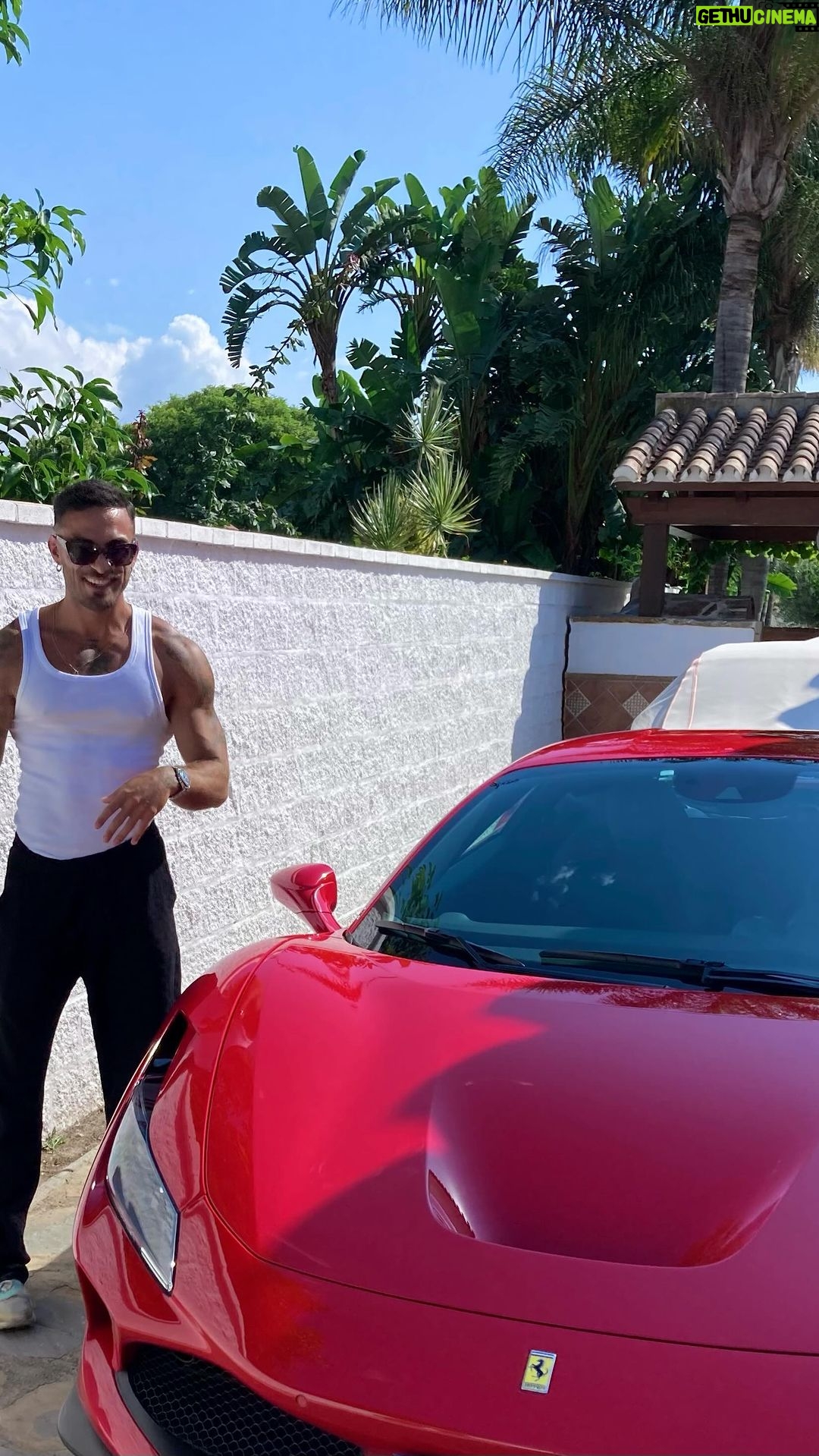 Antoine Goretti Instagram - Supercars, food, women & men are always better in Italian 🇮🇹🤌🏽 @ferrari