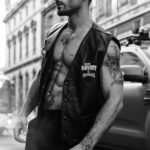 Antoine Goretti Instagram - Black is black 🎸 Photographe 📸 : @pieromodelo @mullerproduction Jacket : @redskinsfr collector for @jhallyday