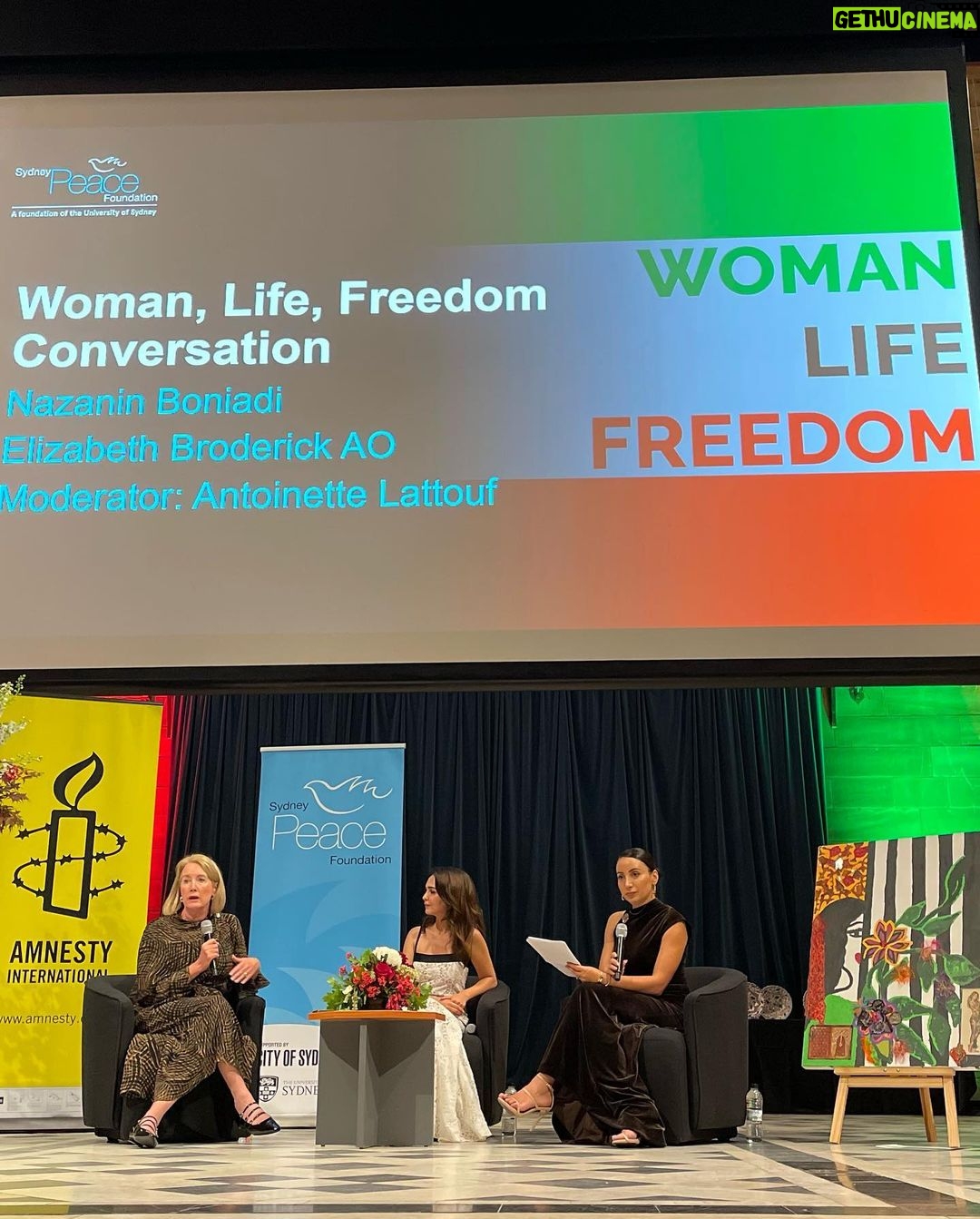Antoinette Lattouf Instagram - WOMAN. LIFE. FREEDOM. Spending the evening with Iranian-born, British actress and activist @nazaninboniadi was invigorating and the generous injection of hope I needed after a truly awful month in national and international affairs. It’s hard to keep working and living a normal life knowing 1 child is being killed in Gaza every 10 minutes by Israeli forces, the repressive regime in Iran continues to oppress women and girls and violently clamps down on dissidents and 5 Australian women have been killed in 10 days by male violence. As MC of the @sydneypeacefoundation gala dinner, I had the pleasure of helping to honour this year’s laureate Nazanin Boniadi and the Woman, Life, Freedom movement. She says women must play crucial role to play in ending the conflict in the Middle East. Nazanin became instrumental in the Woman, Life, Freedom movement, following the death of 22-year-old Jina Mahsa Amini in September last year. Amini died while in the custody of Iran’s so-called morality police after being arrested for wearing “improper clothing”. The hashtag #WomanLifeFreedom has become a battle cry for women within and outside of Iran. Nazanin brought the issue to the world stage, advocating at the highest levels of the UN Security Council, the US Senate Human Rights Caucus, the British Parliament, and Australian Senate Inquiries. The world seems pretty detached from and lacking an appetite for peace and in conversation with Nazanin and Elizabeth Broderick, Australia’s longest serving sex discrimination commissioner and special rapporteur to the UN, we discussed the role international agencies can play (despite no enforcement power), intergenerational human rights advocacy and how to continue pushing for change when safety and the state of women’s affairs is regressing in so many arenas. Great Hall of the University of Sydney