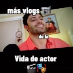 Antonio Andrés Rosello Instagram - Reviviendo de entre las cenizas 🔥 para compartirles este logro simbólico para mi carrera actoral 🎬 Primera vez haciendo un video de este tipo dónde puedo compartir más de mi personalidad e involucrarlos más en mi vida. Editarlo fue todo un reto 😮‍💨 pero me divertí un montón haciéndolo. Comenta qué te pareció este formato de vlog y si quieren más videos así en el futuro 👇🏻 Y no se olviden de saludar a “Steve” 😃 que le hablé muy bien de ustedes jajaja También les anuncio que ya tengo nuevo video para Tiktok que se va a subir el Lunes para que estén atentos 👀 🇺🇸: Thank you so much to the team behind the short for the opportunity, for your professionalism, and making me feel comfortable in such a “different” short haha. It was a blast. ❤️ 🇪🇸: Muchas gracias al equipo detras del corto por la oportunidad, por su profesionalismo, y hacerme sentir cómodo en un corto tan “diferente” haha. La pasé increíble. Dir: @finley_stein_ Crew: @zaulzucker @emmatikityler @boboboboney @laurenmuleyay @kansasmcwhirter #vlogdeactor #vlogdeactuacion #detrasdecamaras #actorlatino #actuacion #vidadeactor #latinoenhollywood #actoreslatinos #actorvenezolano #actormexicano #actorespanama Florida State University