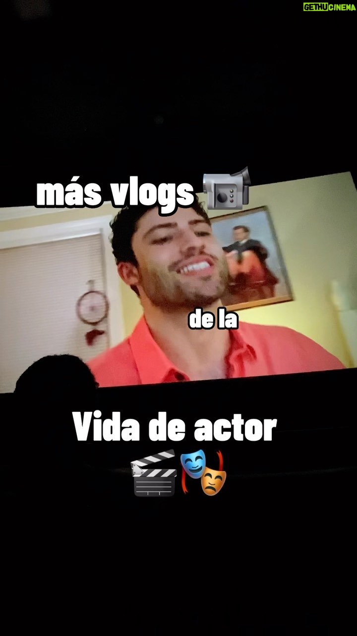 Antonio Andrés Rosello Instagram - Reviviendo de entre las cenizas 🔥 para compartirles este logro simbólico para mi carrera actoral 🎬 Primera vez haciendo un video de este tipo dónde puedo compartir más de mi personalidad e involucrarlos más en mi vida. Editarlo fue todo un reto 😮💨 pero me divertí un montón haciéndolo. Comenta qué te pareció este formato de vlog y si quieren más videos así en el futuro 👇🏻 Y no se olviden de saludar a “Steve” 😃 que le hablé muy bien de ustedes jajaja También les anuncio que ya tengo nuevo video para Tiktok que se va a subir el Lunes para que estén atentos 👀 🇺🇸: Thank you so much to the team behind the short for the opportunity, for your professionalism, and making me feel comfortable in such a “different” short haha. It was a blast. ❤️ 🇪🇸: Muchas gracias al equipo detras del corto por la oportunidad, por su profesionalismo, y hacerme sentir cómodo en un corto tan “diferente” haha. La pasé increíble. Dir: @finley_stein_ Crew: @zaulzucker @emmatikityler @boboboboney @laurenmuleyay @kansasmcwhirter #vlogdeactor #vlogdeactuacion #detrasdecamaras #actorlatino #actuacion #vidadeactor #latinoenhollywood #actoreslatinos #actorvenezolano #actormexicano #actorespanama Florida State University