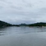 Antonio Andrés Rosello Instagram – Grabando un episodio de un programa de TV de Turismo en…

📍Portobelo, Panamá 

Fue el episodio piloto: “primer capítulo que se graba de una serie para vender el concepto…”

Y fue uno de los mejores fines de semana de mi vida 🤩

Quedé fascinado con la Cultura Congo, de descendencia Afrocolonial y tradicional de la zona de Colón, Panamá 🇵🇦🌍. 

Nos quedamos en el famoso hotel @casacongo por 2 días llenos de actividades 😮‍💨

Conocimos el fuerte Santiago, hicimos kayak por un cementerio de botes naufragados 🥶, fuimos a playa Huerta 🏝️, a la iglesia de San Felipe donde está el Cristo Negro de Portobelo ✝️, visitamos el museo Congo y vimos uno de sus bailes mientras comiamos la comida típica del pueblo 🍽️.

La pasé increíble y TIENEN QUE IR, estuve hablándole del trip a mis amigos por como un mes JAJAJA

Recomendado 💯

A la producción, gracias por la confianza, salga al aire o no, me dejaron con una experiencia inolvidable. ❤️

Comenten si han ido, y qué actividad les llamó más la atención!👇🏻👇🏻👇🏻

#turism #turismointerno #turismopanama #portobelo #turismoportobelo #colon #colonpanama #turismocolon #turismodeplaya #turismojungla #turismonatural #naturaleza #vlog #vlogdeturismo #turista #explorandoelmundo #turismocentroamerica #joyaoculta