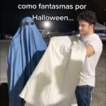 Antonio Andrés Rosello Instagram - ⬇️TUTORIAL: De mis mejores recuerdos de Halloween… 🎃 -Sabanas -Lentes de sol -App del efecto: VSCO Pasos: 🔽 Preset: T1 Expos: -0.9 Contrast: +1.1 Saturation: -1.1 Sombras (shadows): +4.5 Temperat: +1.6 Tint: -0.7 Granulado (grain): +4.1 Tinta de sombra (shadow tint): naranja (orange) -> 6 Los fantasmas 👻: @alistr.ay @oscar_vibes @jonibeltran__ 👊🏻❤️ Ignoren al fantasma azul JAJAJA pero QUÉ recuerdos, en plena pandemia siguiendo el trend #ghostchallenge y corriendo como locos con sabanas y lentes de sol sin poder ver nada 🤣😎 Por poco nos botan jajaja pero así salió el resultado. 📸 ¿Qué opinan, valió la pena? 🤔😉 𝑭𝑬𝑳𝑰𝒁 𝑯𝑨𝑳𝑳𝑶𝑾𝑬𝑬𝑵 ;) #fantasma #fantasmas #fantasmashalloween #ghostchallenge #challengefantasma #fantasmachallenge #ghostchallenge👻 #fotofantasma #fantasmahalloween #disfrazfantasma #fantasmadisfraz #fantasmas👻 #halloween2023🎃👻🕷️ #halloween2023 #fantasmahalloween #ideahalloween #disfrazhalloween