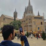 Antonio Andrés Rosello Instagram - Extrañando momentos por Barcelona, Madrid y Valencia… #TB de Diciembre 2021 volviendo a visitar Madrid y conociendo las BELLEZAS de Barcelona y Valencia 🇪🇸🤩 ¿Conoces alguna de estas ciudades? Y si no, ¿cual de las 3 te gustaría conocer? 🌎🇪🇸✈️ #visitspain #travelspain #spainlove #turismoespaña #spaintourism #spain_vacations #pueblodeespaña #unlimitedspain #livelovespain #lifeofspain #incrediblespain #barcelona #topbarcelonaphoto #incrediblebarcelona #visitaespaña #visitamadrid #visitavalencia #madrid #valencia #turismo #turismomadrid #turismoespaña #turismobarcelona #turismovalencia #travelblogger #travelandlife #travelblog #travellife #travellifestyle #viajesporespaña España