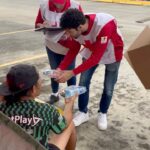 Antonio Andrés Rosello Instagram - Momentos conmovedores de estos últimos días voluntariando junto a la @cruzrojapanama ❤️🤝 Sentir el cariño y alegría en la visita al Hogar de la Niñez y el Albergue del Adulto Mayor, así como brindar apoyo a migrantes, me recuerda que el voluntariado es una de las cosas más hermosas que podemos hacer. Juntos, poniendo nuestro granito de arena podemos hacer del mundo un lugar mejor. 🌎✨ #Voluntariado #CruzRojaPanameña #CompromisoHumanitario #EstamosParaLasPersonas #redcross #cruzroja #cruzrojasiempreestá #cruzrojainternacional #cruzrojaresponde #cruzrojasiempreestá⛑️❤️ #cruzrojajuventud