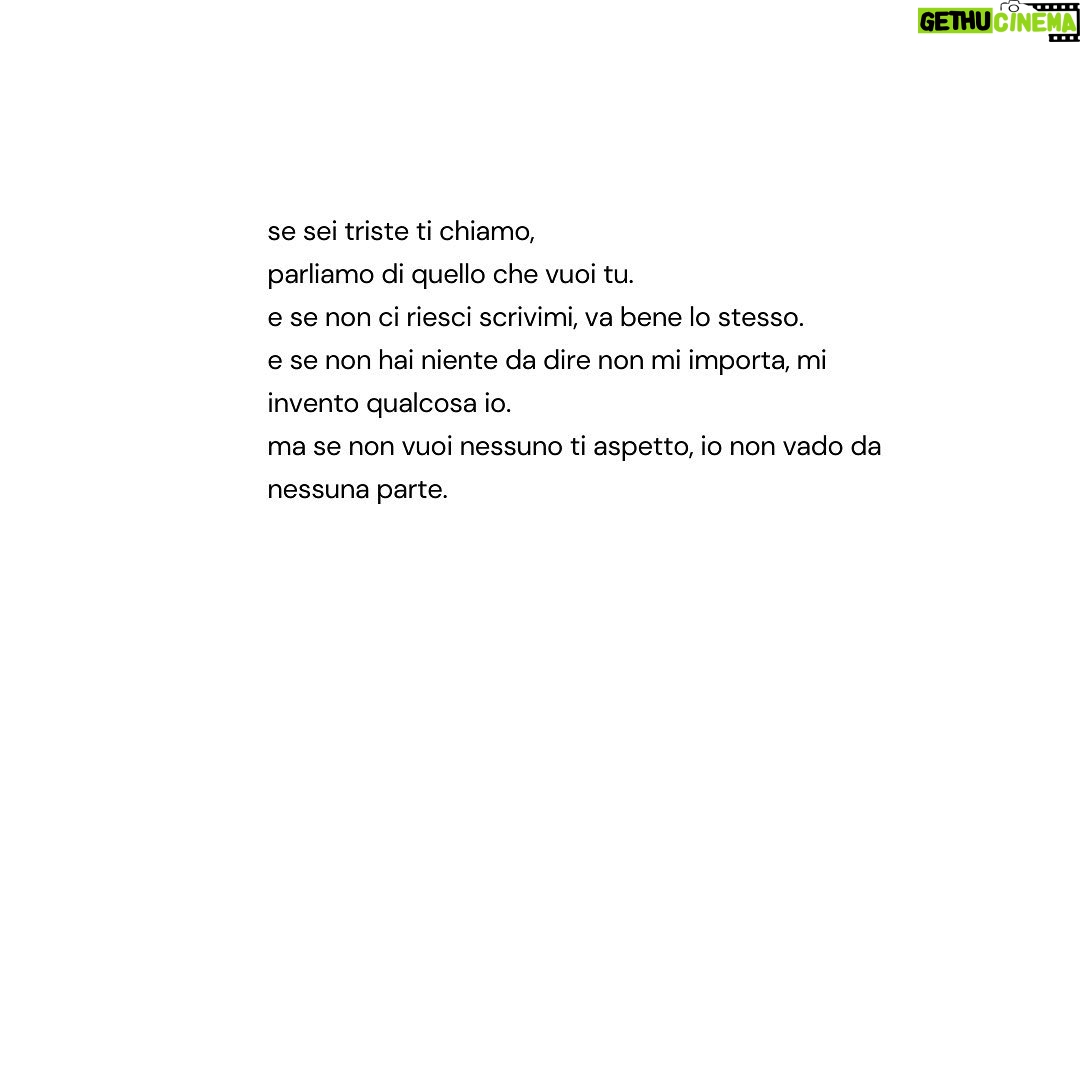 Antonio Dikele Distefano Instagram - se sei triste ti chiamo, parliamo di quello che vuoi tu. e se non ci riesci scrivimi, va bene lo stesso. e se non hai niente da dire non mi importa, mi invento qualcosa io. ma se non vuoi nessuno ti aspetto, io non vado da nessuna parte.