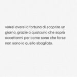 Antonio Dikele Distefano Instagram - spesso mi sono sentito dire: "come sei timido". mi arrabbiavo e ci rimanevo male, perché lo vedevo come un insulto il fatto che altri sottolineassero il mio essere così insicuro. molte volte da mio cugino e mio padre mi sono sentito dire: devi intervenire di più, devi parlare, devi sorridere. e mi convincevo che loro che riuscivano a parlare con più facilità con le persone perché avevano qualcosa in più di me, e mi sbagliavo. non tutti sanno che la timidezza è anche una forma di protezione verso noi stessi. perché a pensarci in quegli anni uscivo con le persone che mi ero scelto e non parlavo con chi non mi interessava parlare. molte volte mi sono sentito dire: “devi sbloccarti, dai vai da lei, perché non conosci qualcuna e non provi a fidanzarti?”. a mie spese poi nel tempo ho imparato che chi "prova" a fidanzarsi di solito fallisce e quando ci ho provato io ho percepito una sensazione strana: quando mi toccavano sentivo di aver bisogno di qualcuno e allo stesso tempo non stavo bene con nessuna.