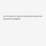 Antonio Dikele Distefano Instagram - per caso mentre ne parlo con un amico, mi accorgo che forse un’altra potrebbe interessarmi. mi ha detto “provaci”, “potresti scoparla” come fosse un oggetto. ho scosso la testa e non so per quale motivo ho pensato che a te non stava simpatico. penso solo ai soldi quando non penso a te e quando mi distraggo rispondo a quei messaggi che dimentico volontariamente di aprire e leggere, per non sentirmi in colpa. a milano è arrivata la primavera, fa sempre più caldo. ti sbagliavi quando dicevi che quella giacca mi sarebbe servita. penso che nessuno mai potrà avere tutto ciò che mi piaceva di te. io penso troppo. il tuo modo di venirmi incontro. che quando stavo per venire lo sentivi e non ti ritraevi mai. provo a sorridere, ma mi viene da piangere. riempio le mie storie di instagram solo per mantenere un contatto apparente, perché tu subito le guardi ed io subito controllo. provo ad immaginare cosa pensi mentre guardi i miei momenti immortalati. penso che magari vorresti condividerli con me, ma più probabilmente penserai che hai fatto bene a lasciarmi. penso troppo.