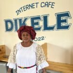 Antonio Dikele Distefano Instagram – Lei è mia madre.
Oggi abbiamo finalmente aperto la nostra prima attività insieme in Angola. 
“Dikele Internet Cafe” è uno spazio ispirato al modello Starbucks dove i ragazzi delle scuole possono studiare, guardare la televisione via cavo e avere accesso a internet di fronte ad un succo e i dolci tipici angolani.

Non so se si capisce dalla foto ma mamma è molto felice. Luanda, Angola