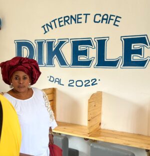 Antonio Dikele Distefano Instagram - Lei è mia madre.
Oggi abbiamo finalmente aperto la nostra prima attività insieme in Angola. 
“Dikele Internet Cafe” è uno spazio ispirato al modello Starbucks dove i ragazzi delle scuole possono studiare, guardare la televisione via cavo e avere accesso a internet di fronte ad un succo e i dolci tipici angolani.

Non so se si capisce dalla foto ma mamma è molto felice.