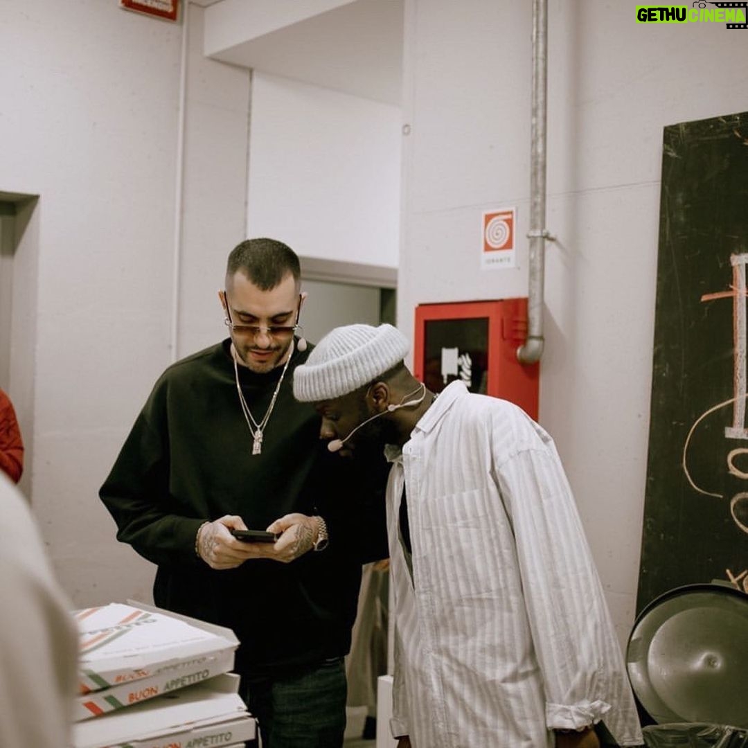 Antonio Dikele Distefano Instagram - torna esse a teatro con @holyernia .