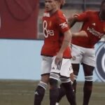Antony Instagram - CHEGOU A HORA! . Dia de estreia na temporada do craque @antony00! É o @manchesterunited em ação pela @premierleague! . Boa sorte, Antony! #Talentos4ComM #SonheAlto