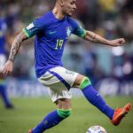 Antony Instagram - Seguimos!! Partiu oitavas e foco no nosso objetivo maior!! 🙏🏼👊🏼🇧🇷⚽️ @cbf_futebol