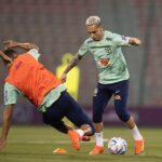 Antony Instagram - Qatar! World Cup! 🇶🇦🇧🇷 @cbf_futebol