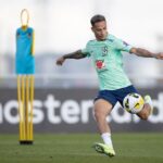 Antony Instagram - Sempre uma sensação diferente!! E sempre uma honra!!! Vamos!! 🇧🇷⚽️ @cbf_futebol
