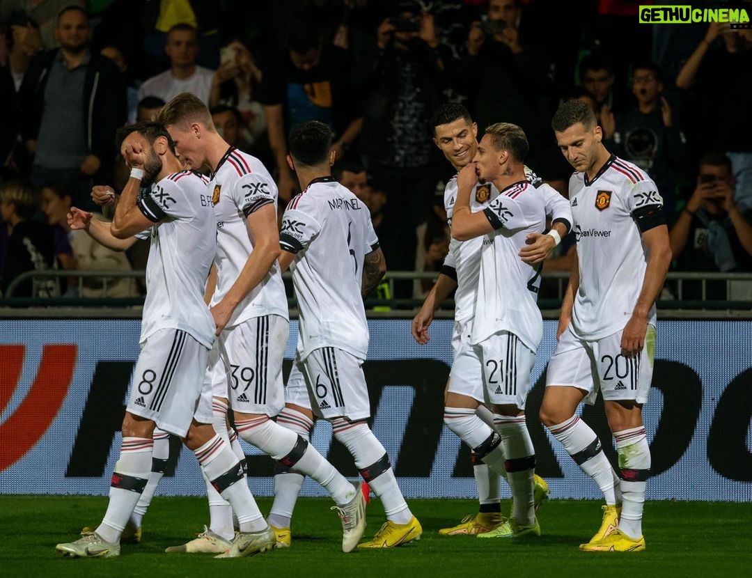 Antony Instagram - Great job, guys! +3 🏴⚽️ #MUFC #United @manchesterunited @europaleague
