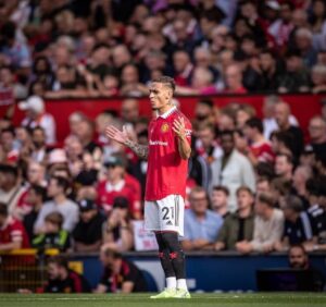 Antony Instagram - What an incredible day! A huge thanks to all MU staff and my teammates!! I'll never forget this day! To United fans, all my affection for this reception! Let's go for more! That´s just the beginning! 🔴⚽️ @manchesterunited #Reds #United #MUFC #RedDevils