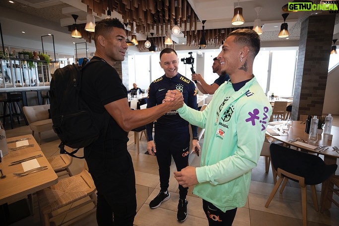 Antony Instagram - Sempre uma sensação diferente!! E sempre uma honra!!! Vamos!! 🇧🇷⚽️ @cbf_futebol