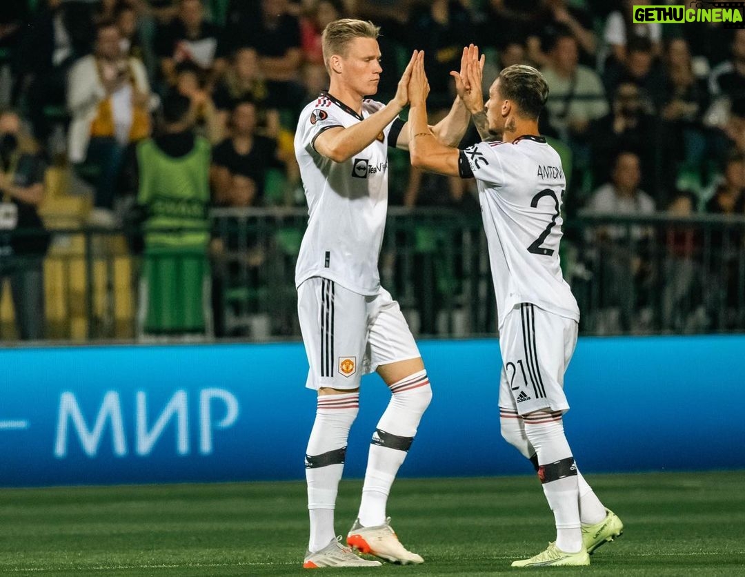 Antony Instagram - Great job, guys! +3 🏴⚽️ #MUFC #United @manchesterunited @europaleague