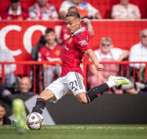 Antony Instagram - What an incredible day! A huge thanks to all MU staff and my teammates!! I'll never forget this day! To United fans, all my affection for this reception! Let's go for more! That´s just the beginning! 🔴⚽️ @manchesterunited #Reds #United #MUFC #RedDevils